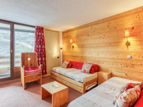 Apartment Chanteneige 301 by Interhome